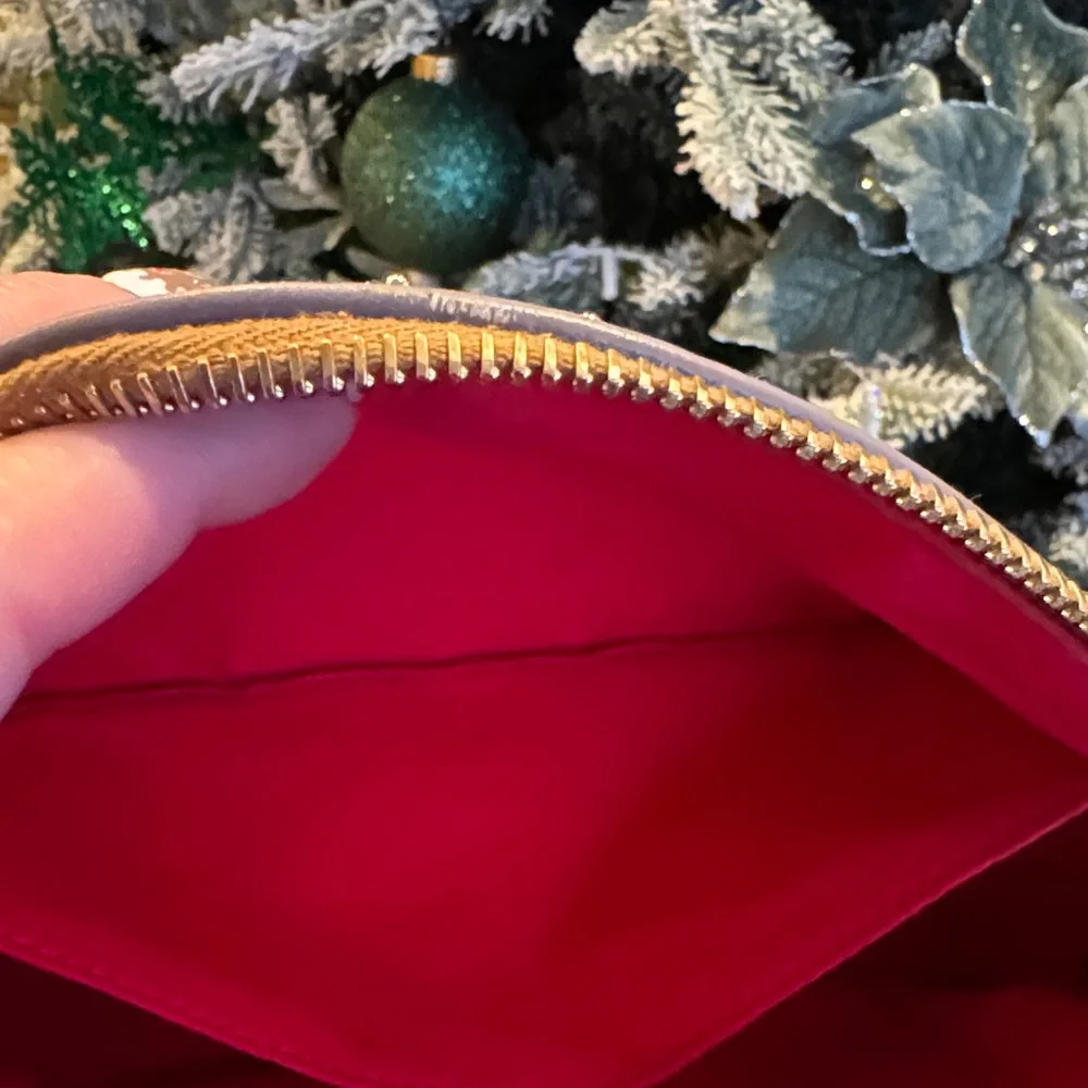 Dooney & Bourke Leather Crossbody Bag - Picture 7 of 12